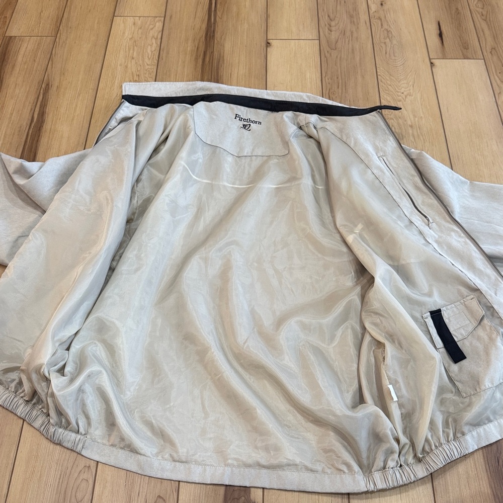 Firethorn Cream Jacket - Picture 5 of 9